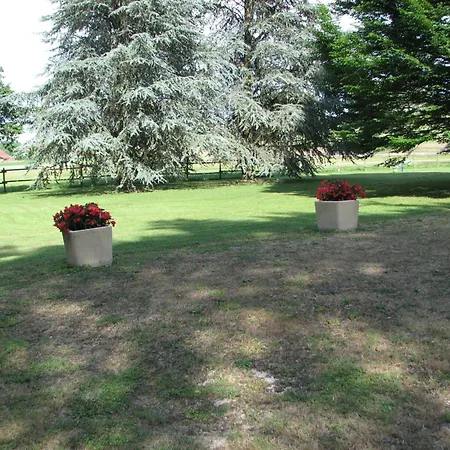 Le Pas De L'ane D'hotes Bed and Breakfast